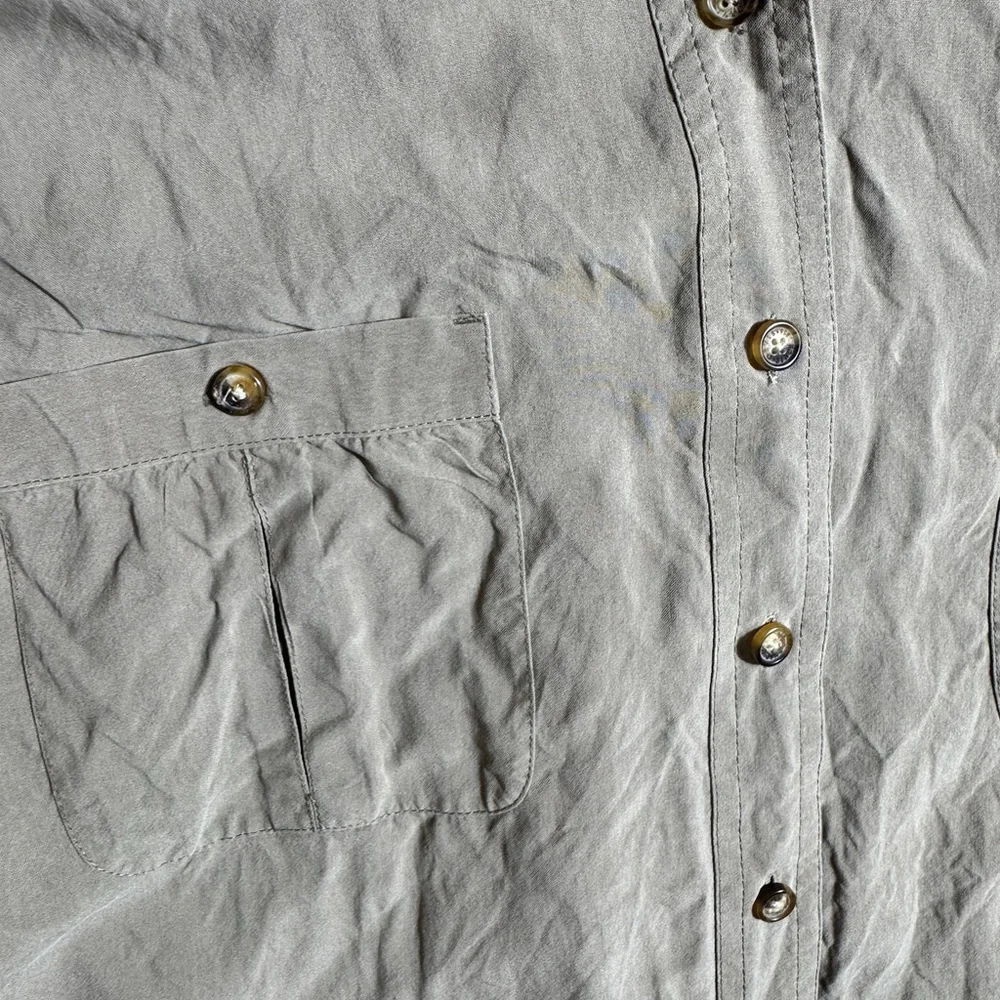 Orvis 100% Silk Button Up Shirt Short Sleeve Beige Men’s Large Lightweight - Picture 3 of 6